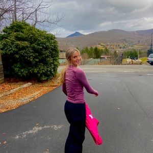 Meet your Posher, Delaney